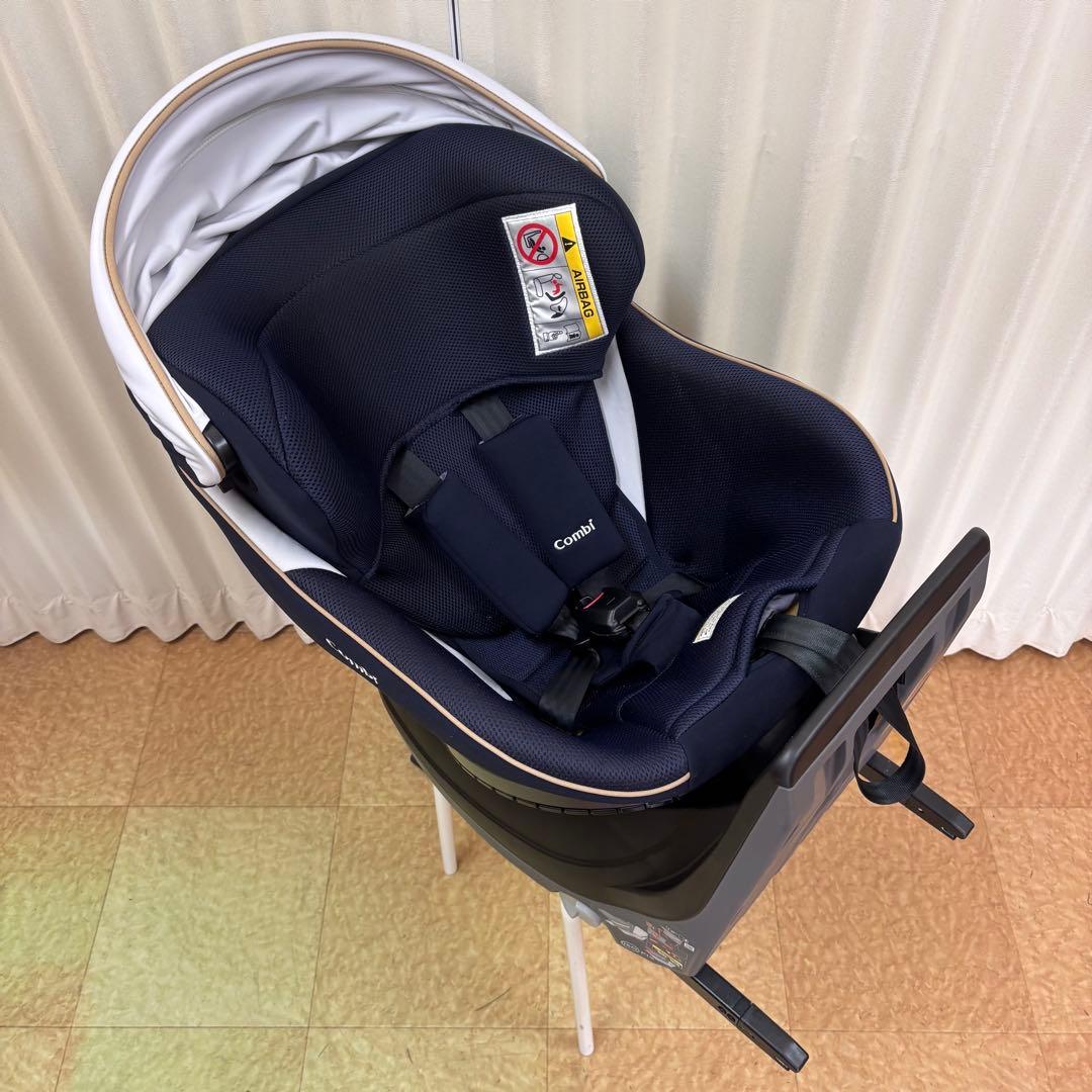 クリーニング済　☆美品☆　コンビ　クルムーヴ　ISOFIX　エッグショック　紺