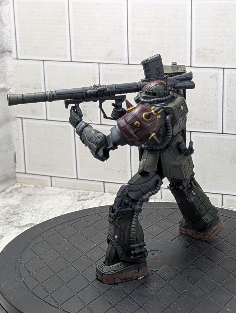 復讐のレクイエム HG MS−06F ザクⅡ FTYPE チャブス機 完成品