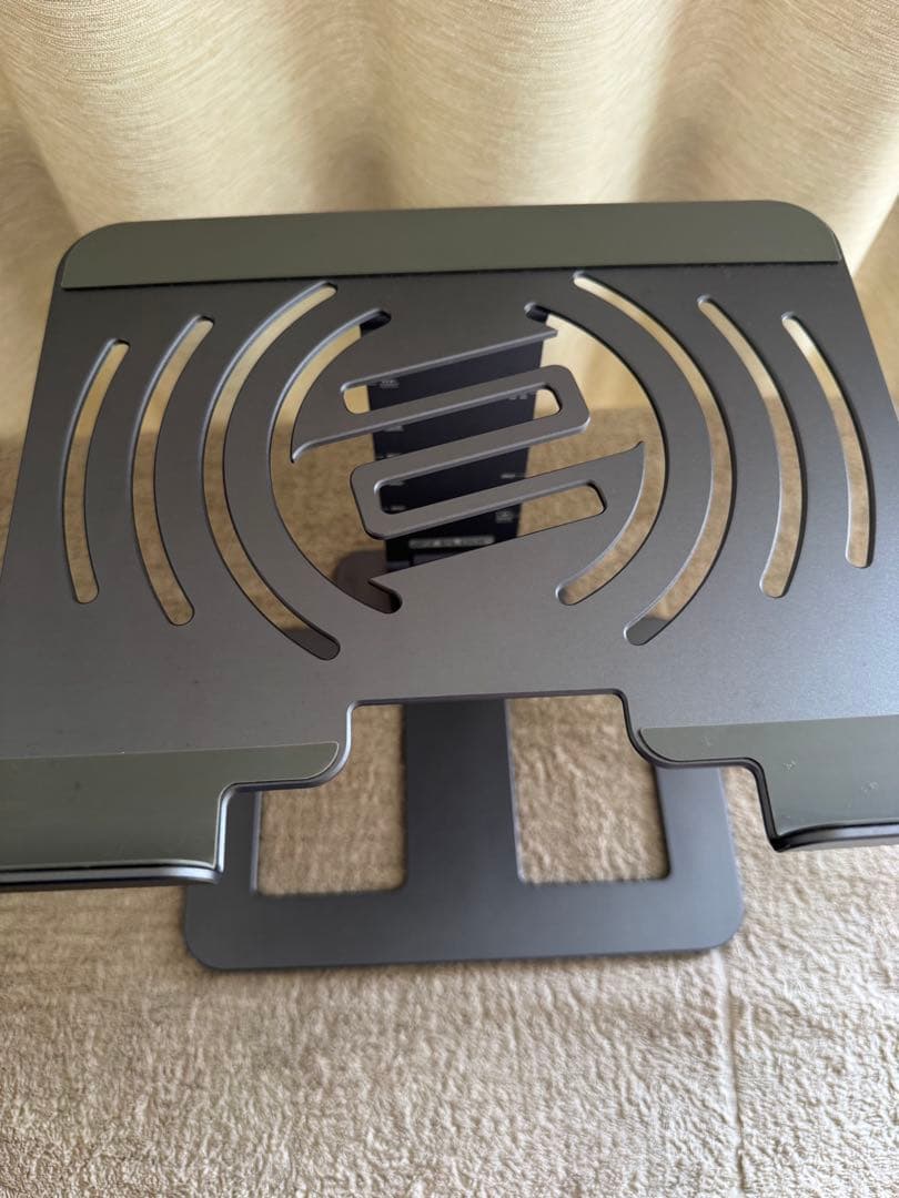 Reloop Stand Hub Pro ラップトップスタンド