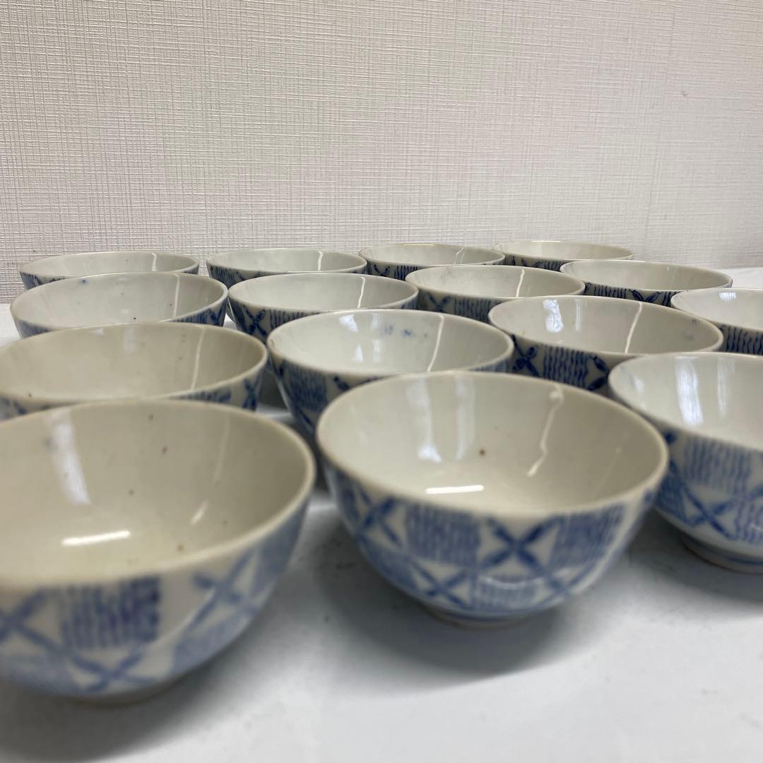 小さめの湯呑み　アンティーク　16個セット