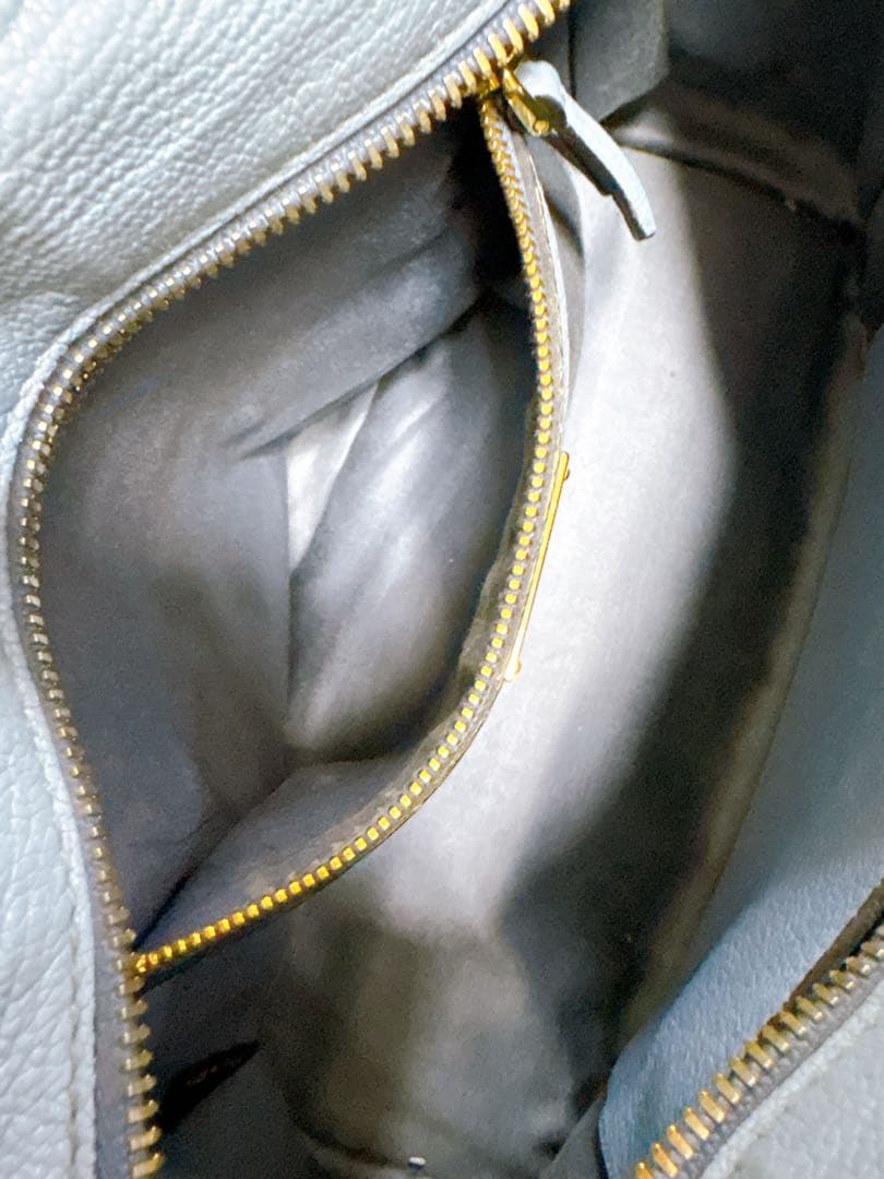 miumiu ミュウミュウ マドラス フィオッコ 2way ショルダーバッグ