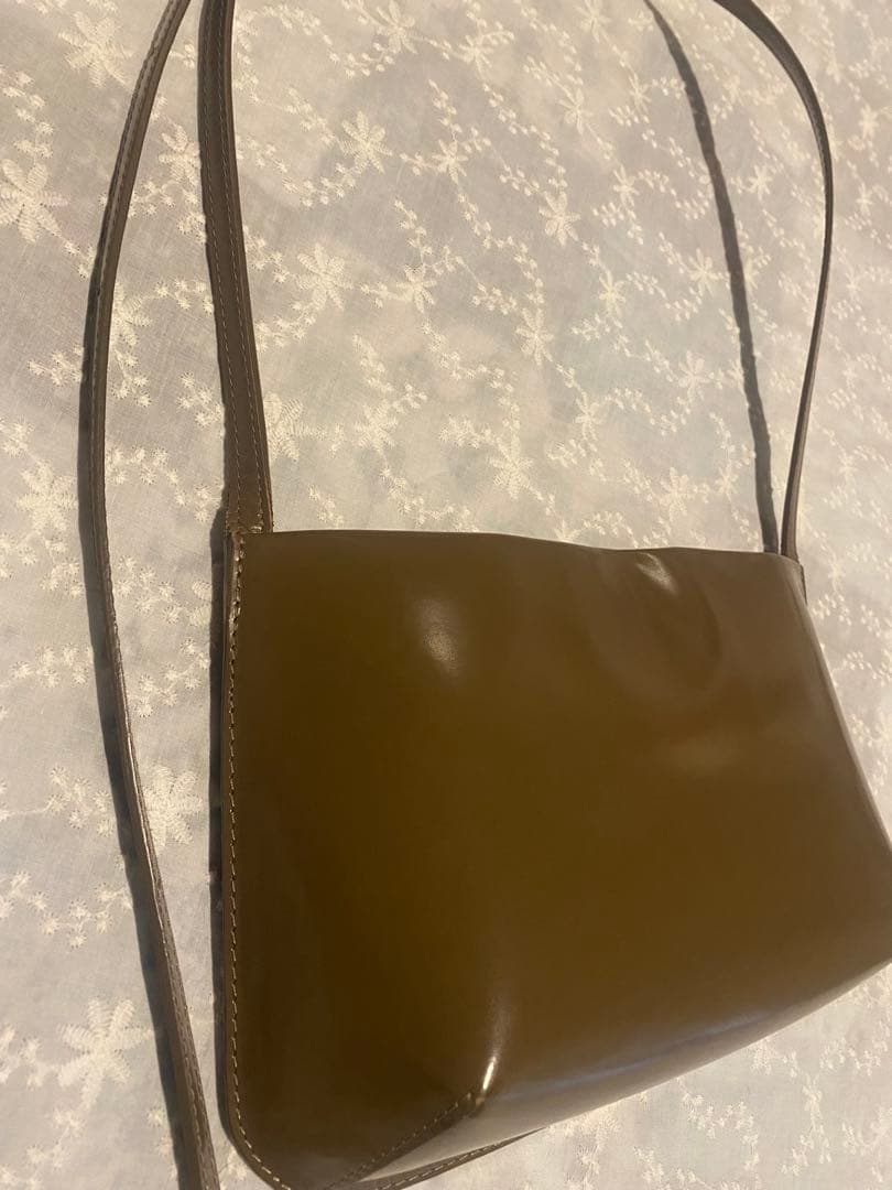 whim gazetteウィムガゼット　ガラスレザーショルダー