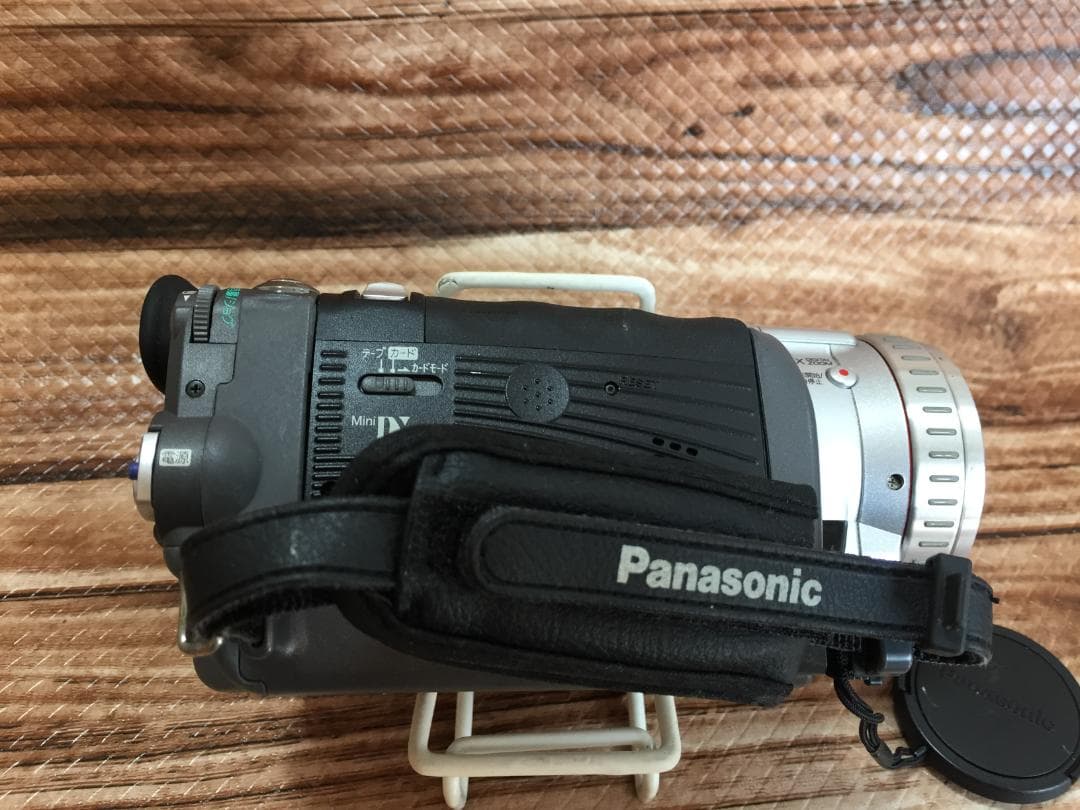 撮影再生ダビングOK　Panasonic　NV-GS100　付属品あり　大画面