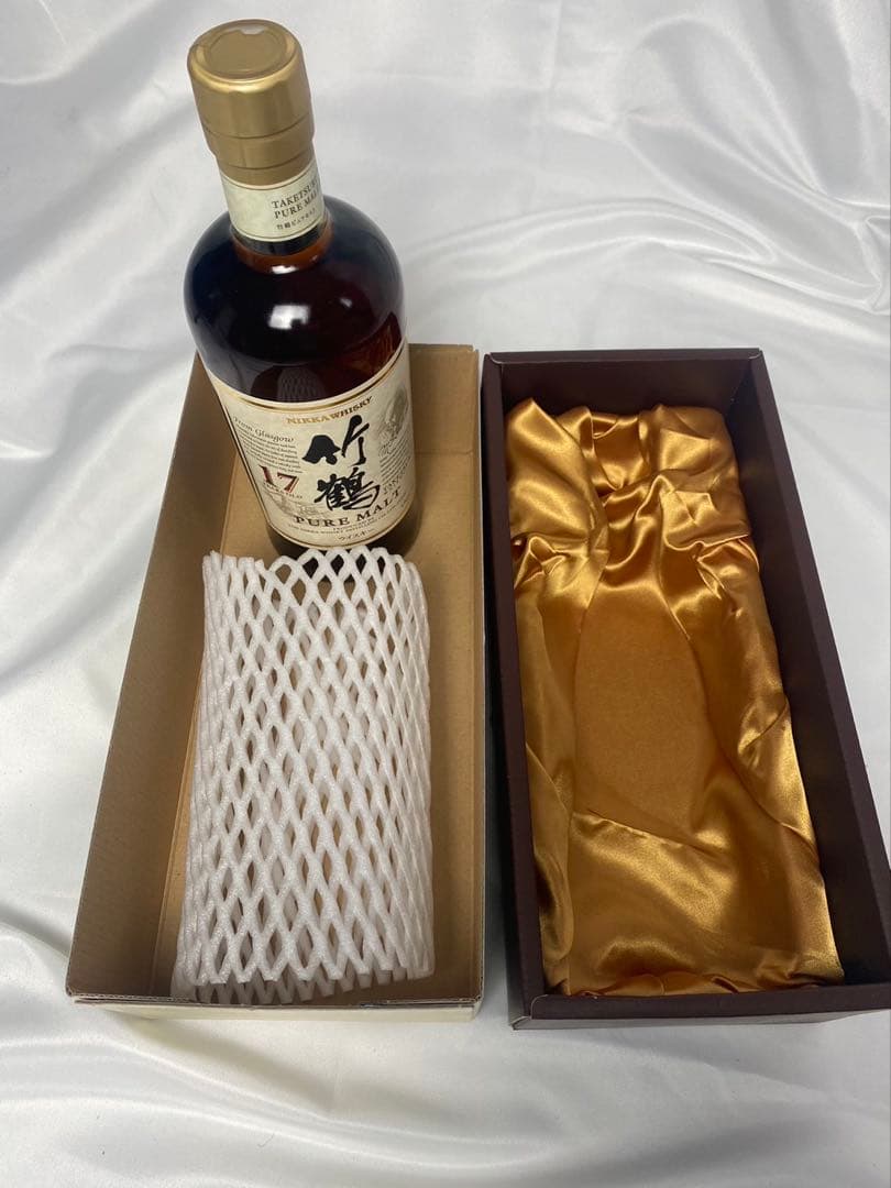 竹鶴17年 未開封 箱付 700ml PURE MALT ニッカウィスキー