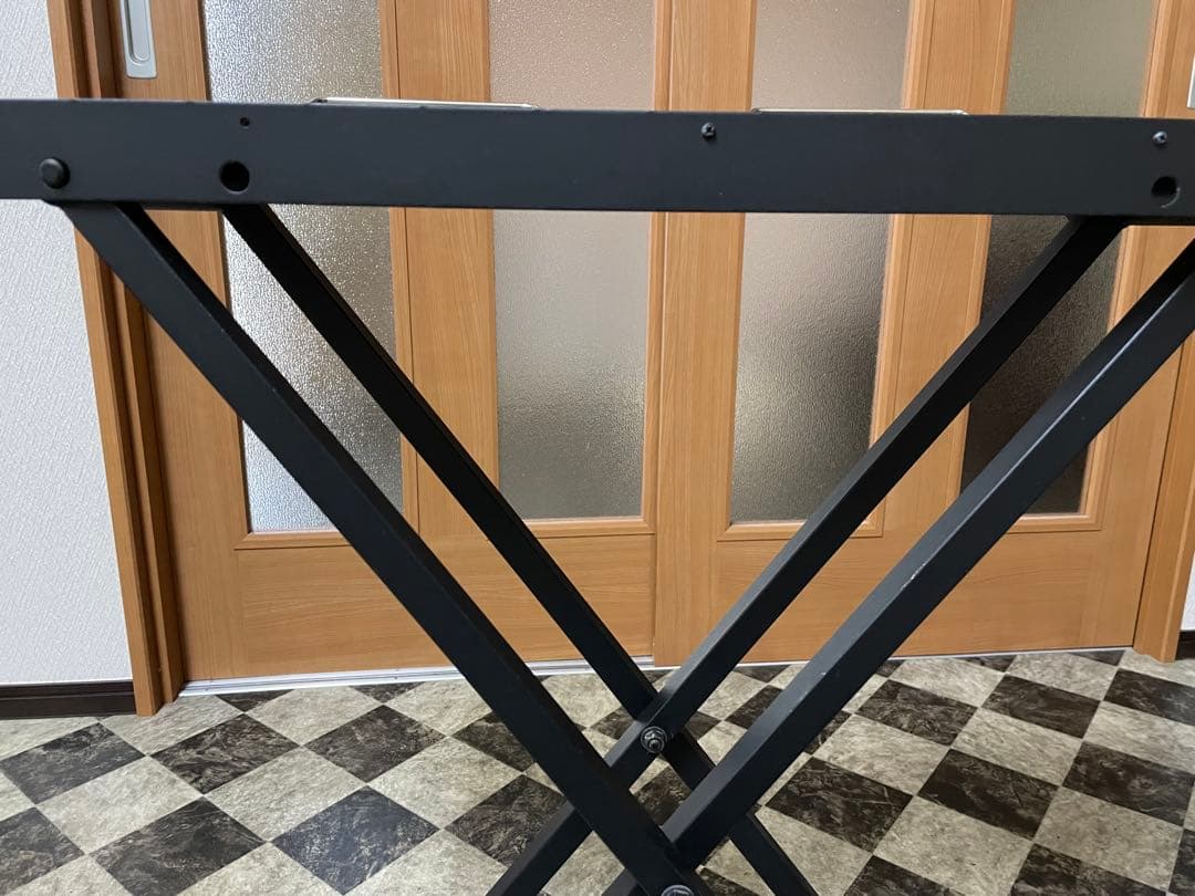 黒い折りたたみ式大正琴ヴィオリラスタンド