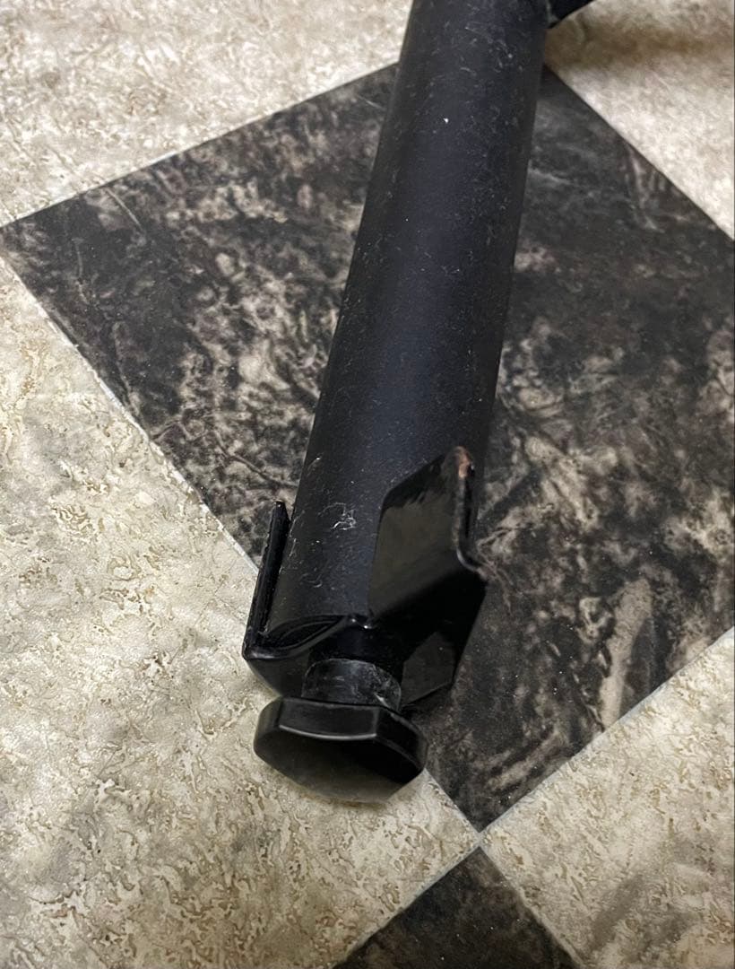 黒い折りたたみ式大正琴ヴィオリラスタンド