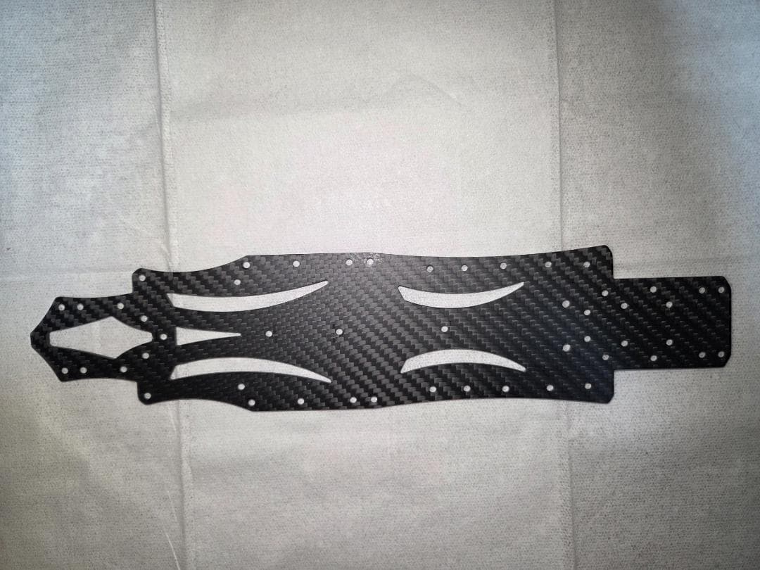 依頼者メタルガレージ コンバージョンシャーシセット+サイドブレースバー