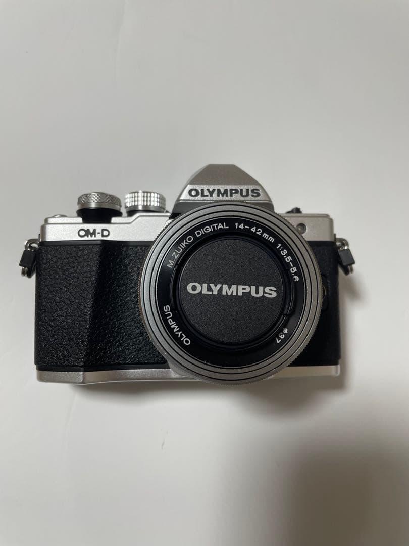 OLYMPUS OM-D E-M10 MarkII ズームレンズ150mmセット