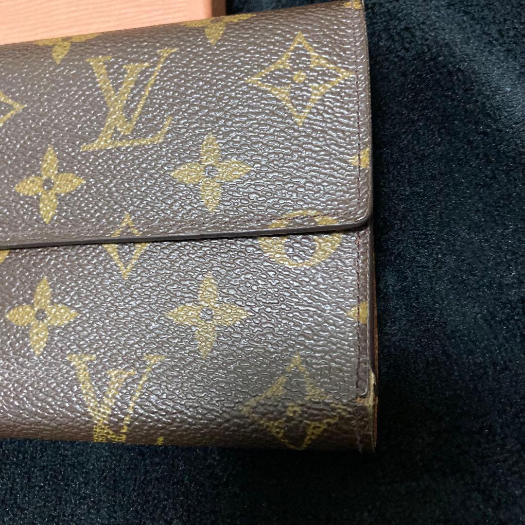 LOUIS VUITTON ポルトトレゾール インターナショナル M61215