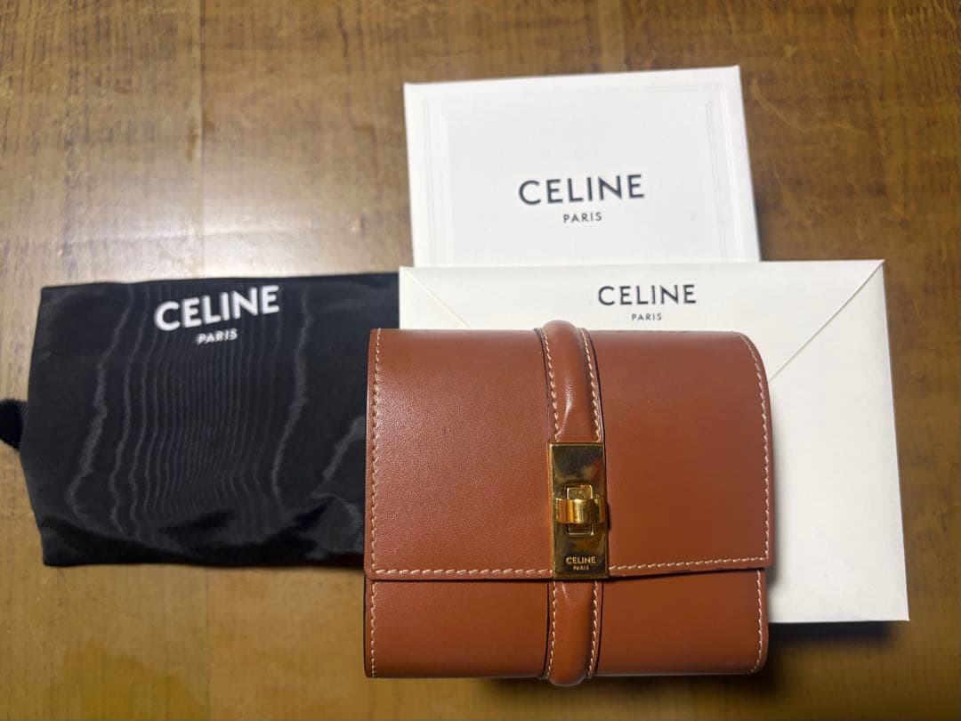 CELINE スモール トリフォールドウォレット