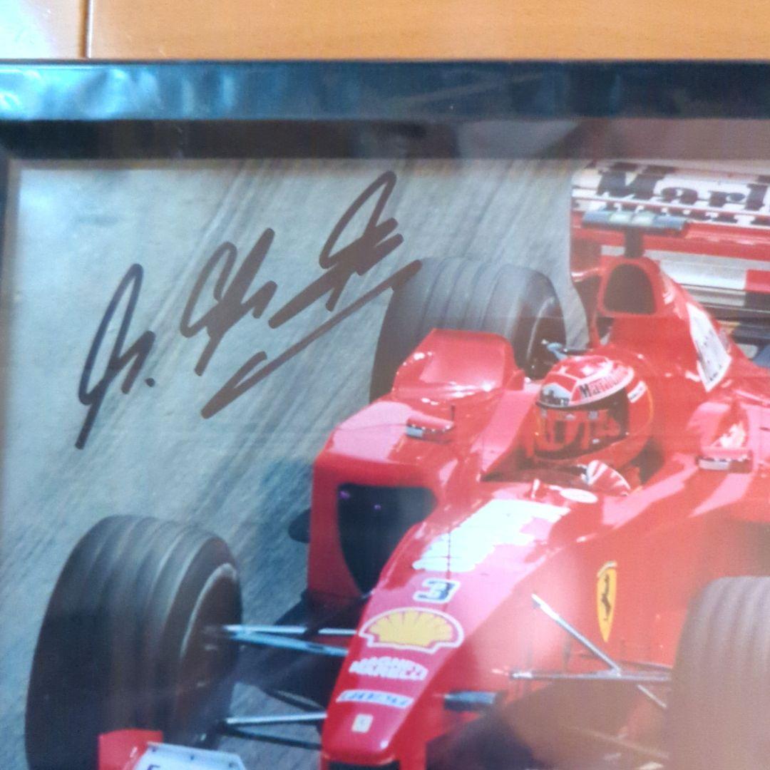 フェラーリ／ミハエル・シューマッハー直筆サイン入り額付生写真