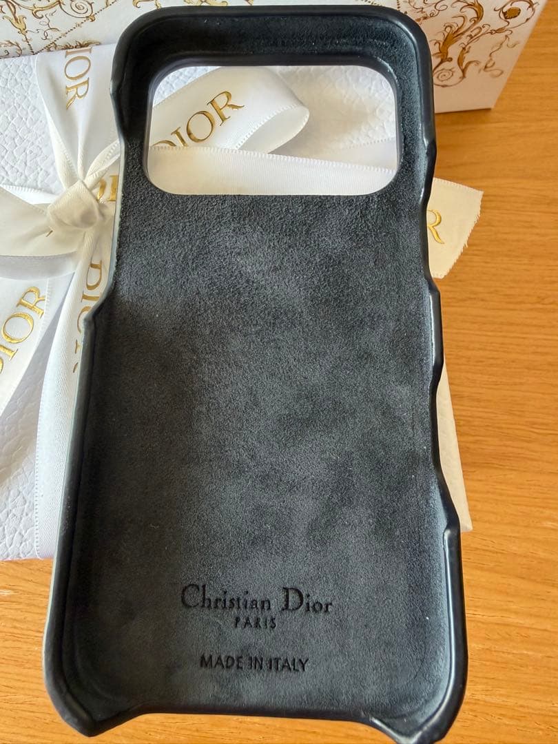 ディオール✳︎iPhone17proケース　新品同様