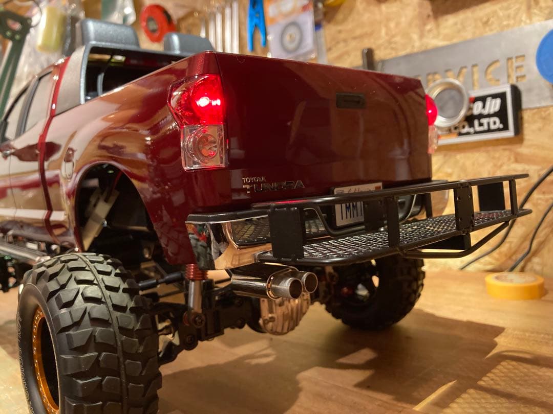 タミヤタンドラカスタム　実車北米トヨタカラー3Q3ウレタン塗装INJORAアルミ