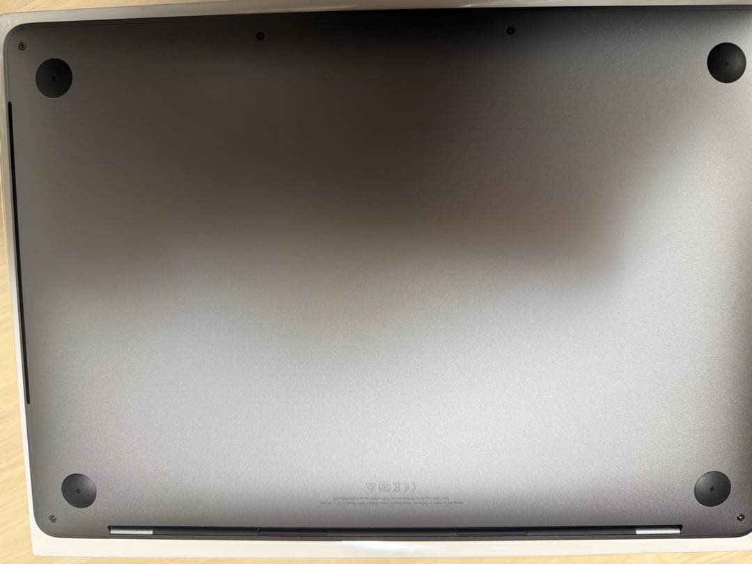 MacBook Pro 2019 13インチ core i7 16GB