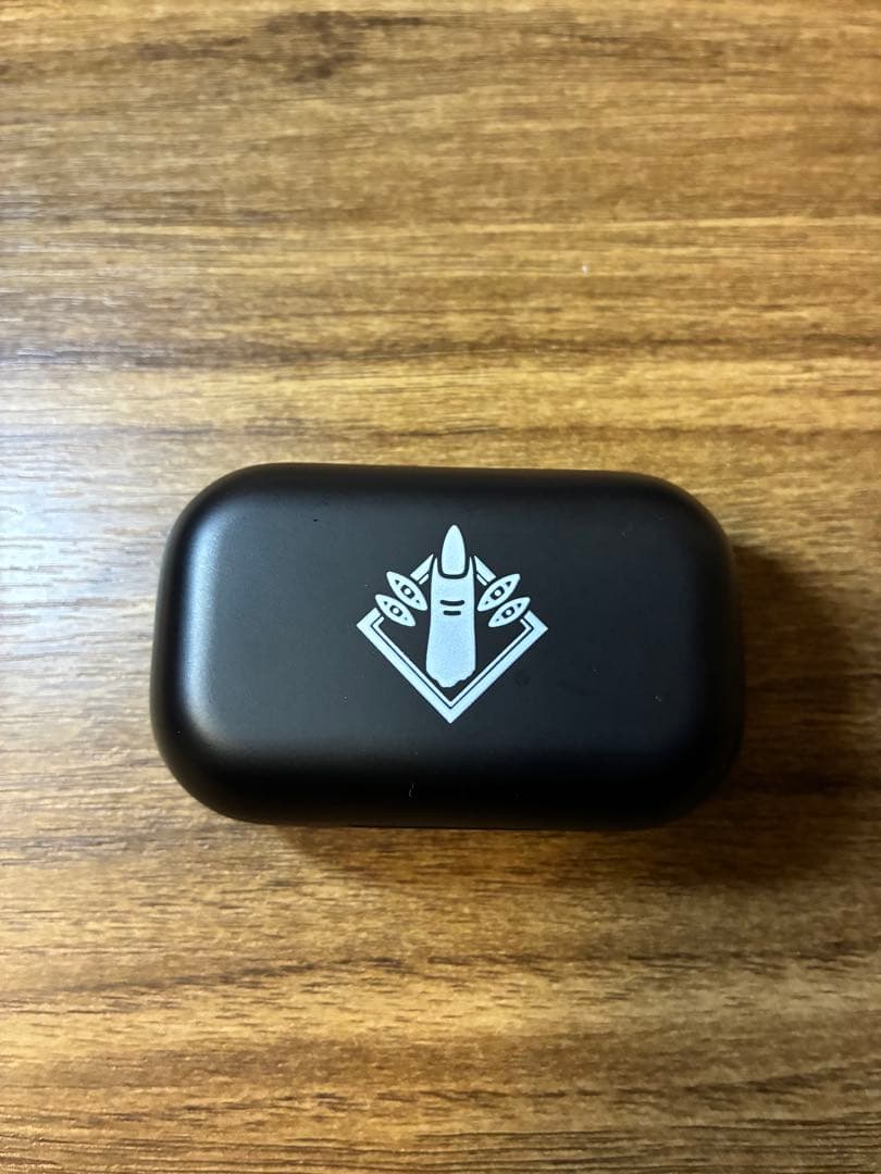 美品　呪術廻戦 両面宿儺モデル ワイヤレスイヤホン 諏訪部順一 ボイス搭載