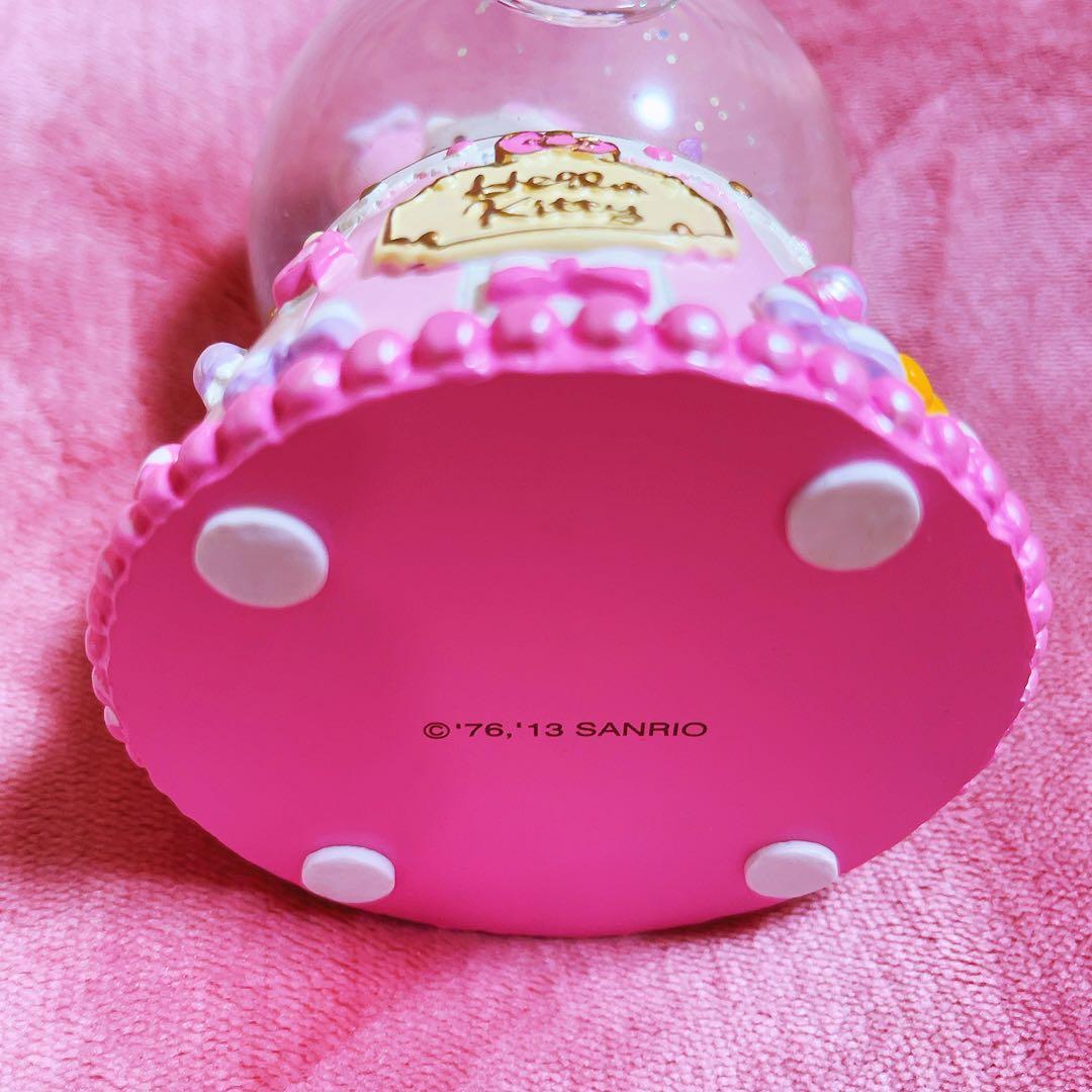 希少レア　ハローキティ　スノーグローブ　スノードーム　2013 サンリオ