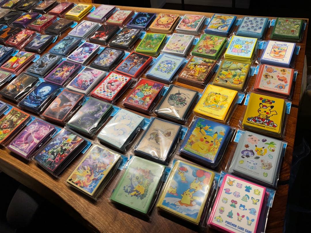 ポケモンカード　デッキシールド92個　カードケース42個　未開封品まとめ