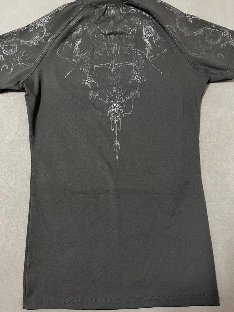 Breath the divinity t シャツ