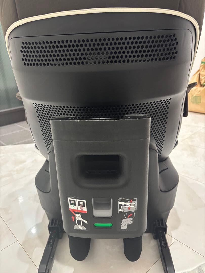 【美品】エールベベ クルット6i グランス ISOFIX BF951