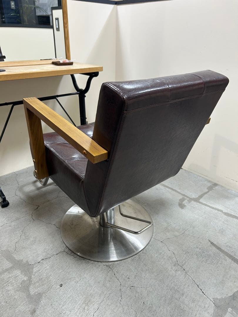 【中古】椅子 美容室 美容院 スタイリングチェア#03