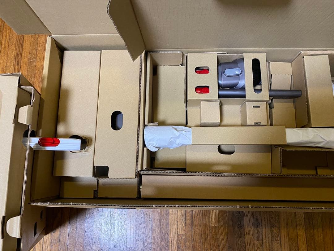 ダイソン　新品　未使用　sv 18 デジタル　スリムフラフィ（パープル）