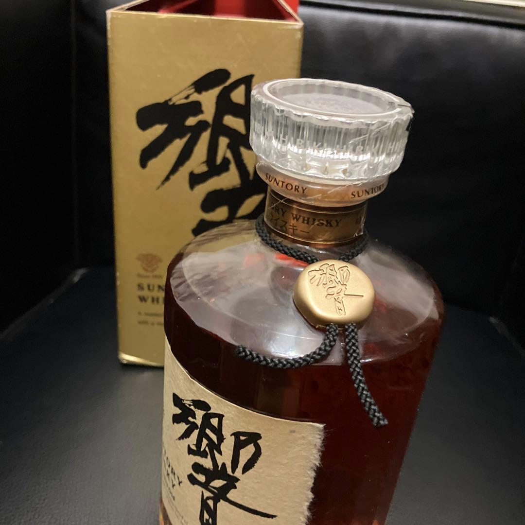 サントリー　響17年　ゴールドカートン