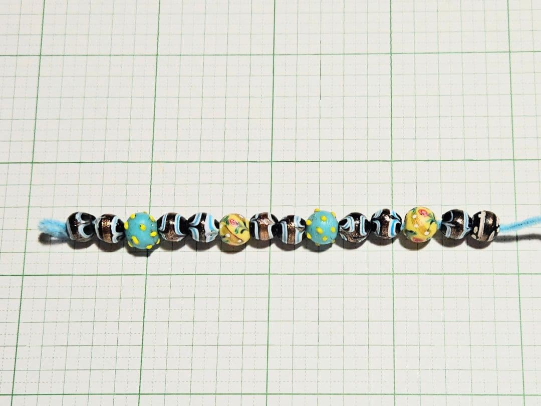 アンティーク　アフリカとんぼ玉　４種　１５個セット