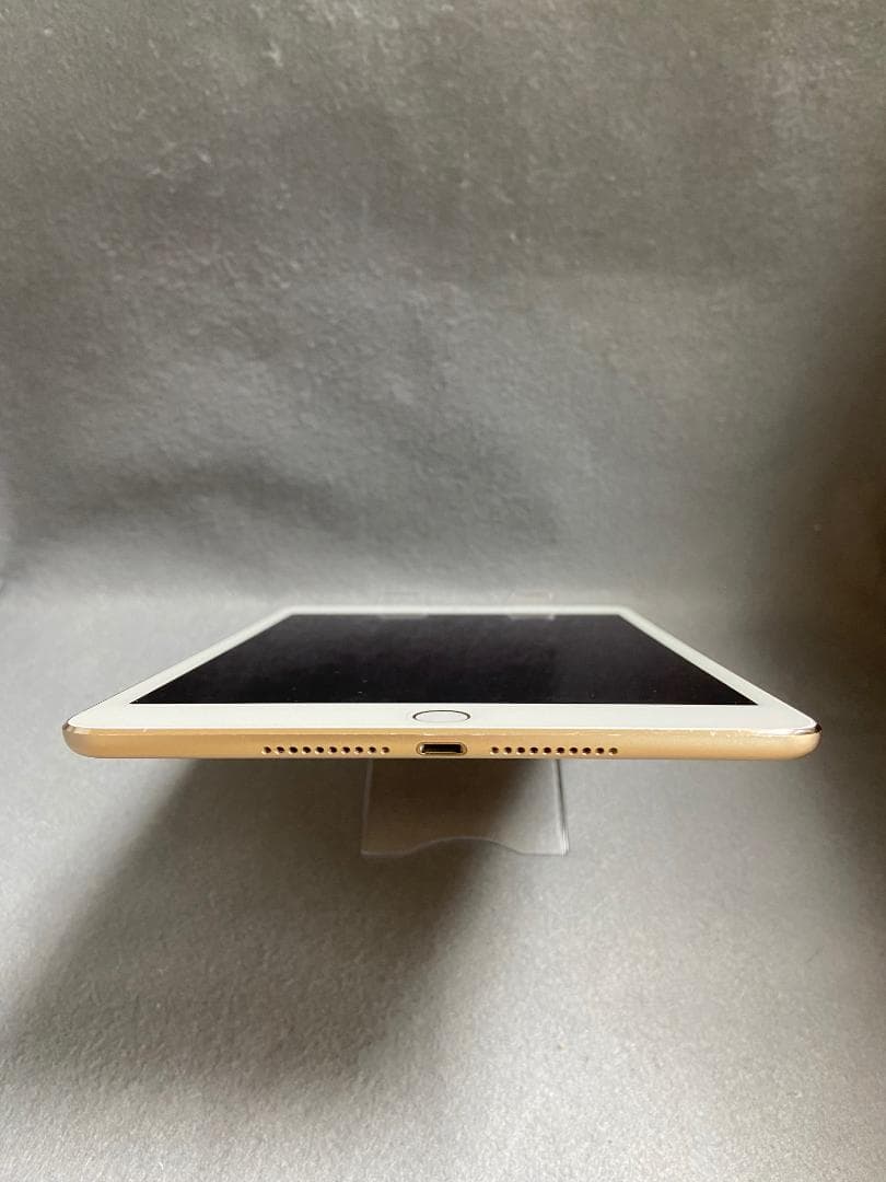 美品 SIMフリー iPad mini 第4世代 128GB WiFi+Cell