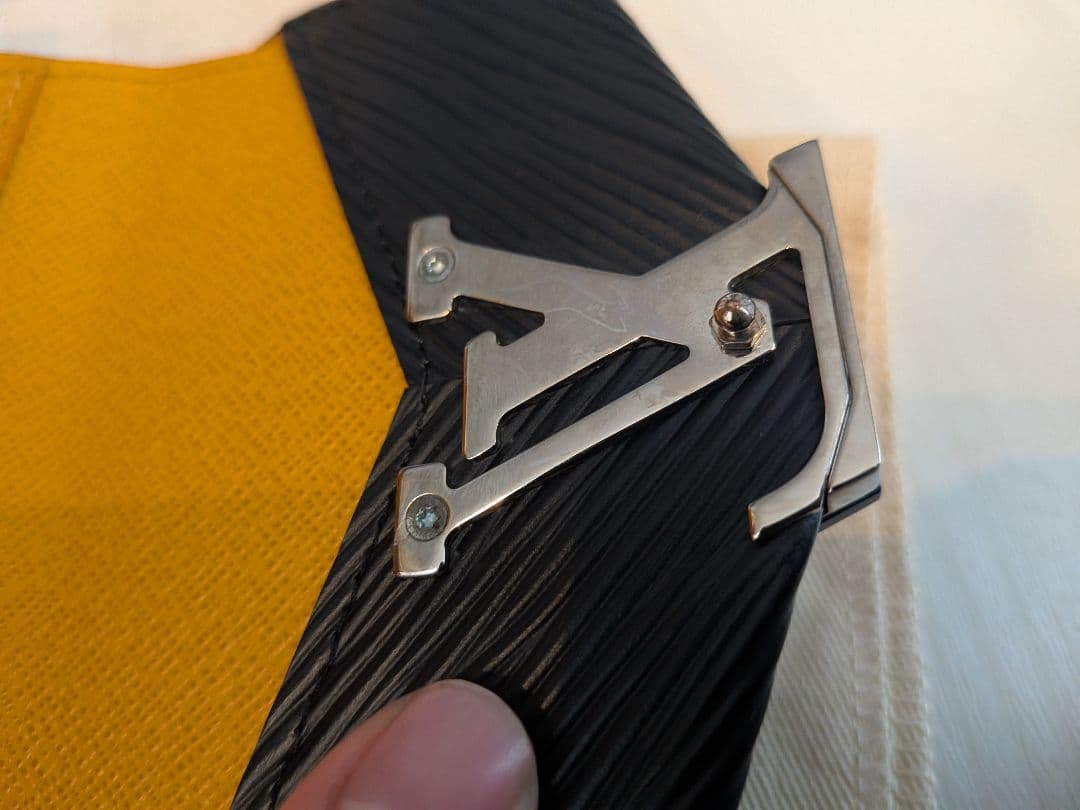 LOUIS VUITTON ポルトフォイユヴィクトリーヌエピレザー最終値下げ‼️