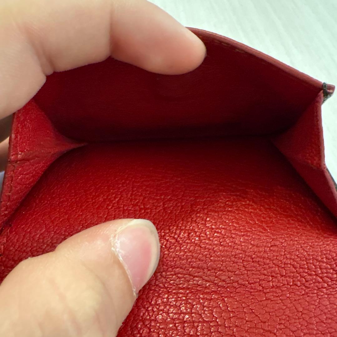 miumiu三つ折財布ブラック