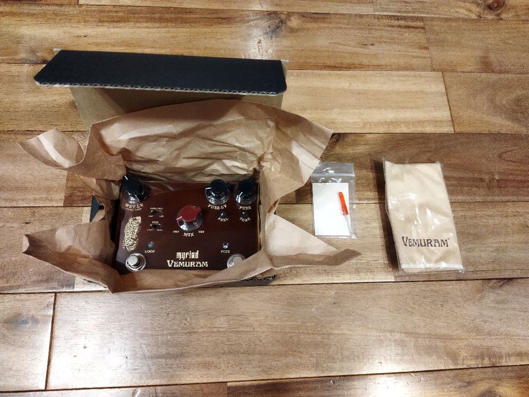 (イオタ)Vemuram Myriad Fuzz　ギターエフェクター