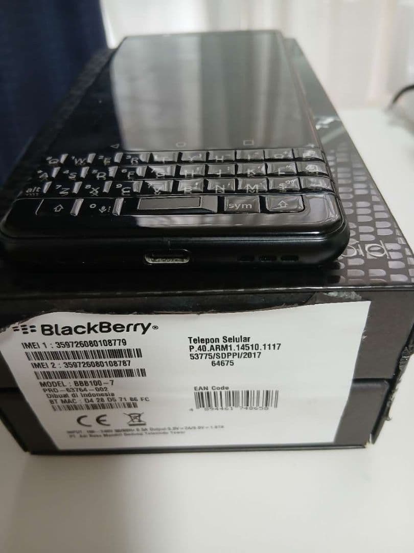 BBB100-7 4G-64GBSIMカードを挿入 SIMロック解除済