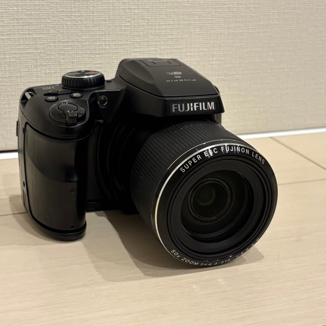FUJIFILM FinePix S9900W コンパクトデジタルカメラ