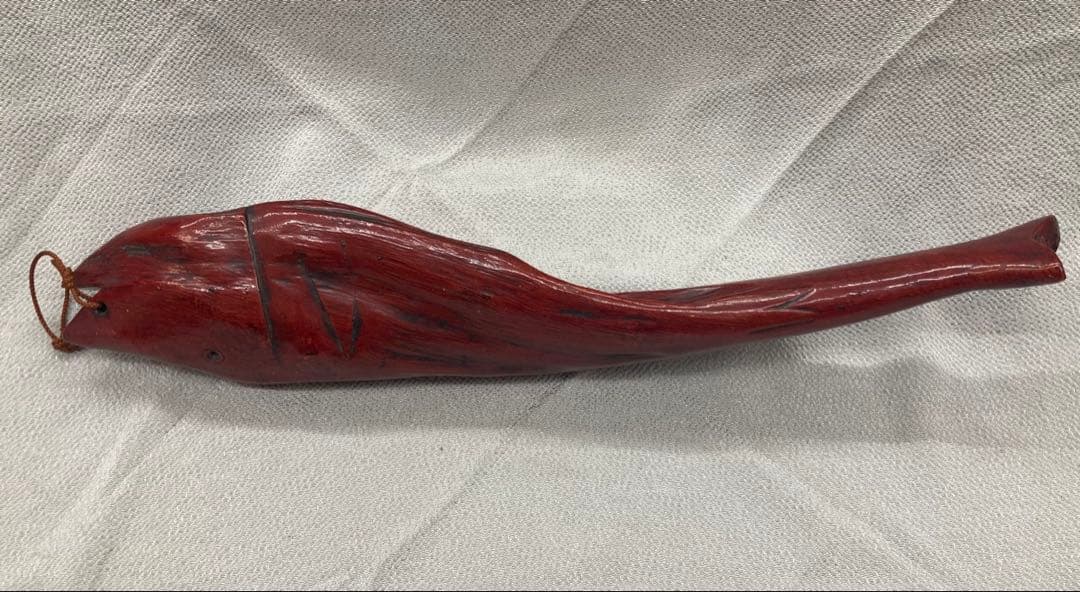 B475b「天然木 魚」後藤太平造　共箱　後藤塗　朱漆　讃岐　六十八歳作