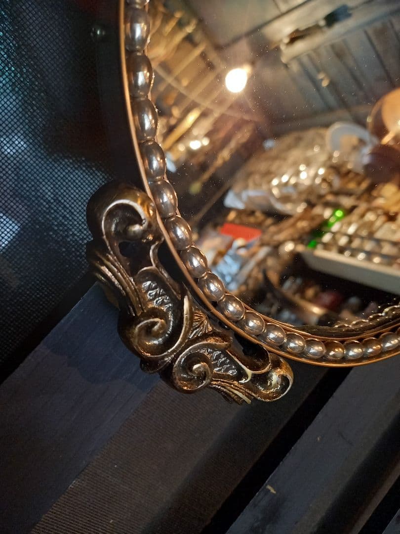 ヴィンテージ　オーバル形　真鍮製　エンジェル　トップ　パール　ビーズ　　ミラー