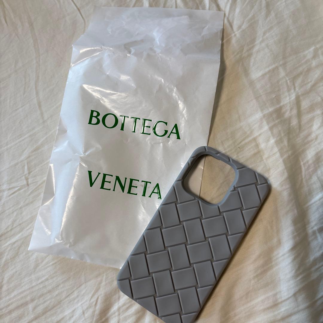 ボッテガヴェネタ iPhoneケース15pro