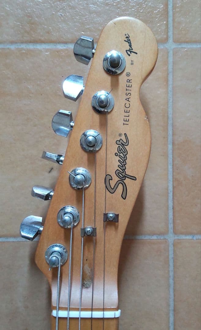 ★スクワイヤーテレキャスターカスタム★