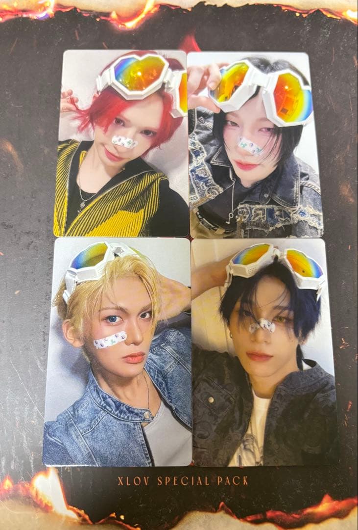 XLOV JUMPUP トレカ4枚セット