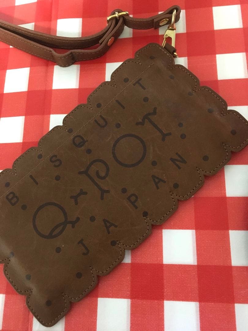 Q-pot チョコレート L字ファスナー コンパクト財布 オマケあり