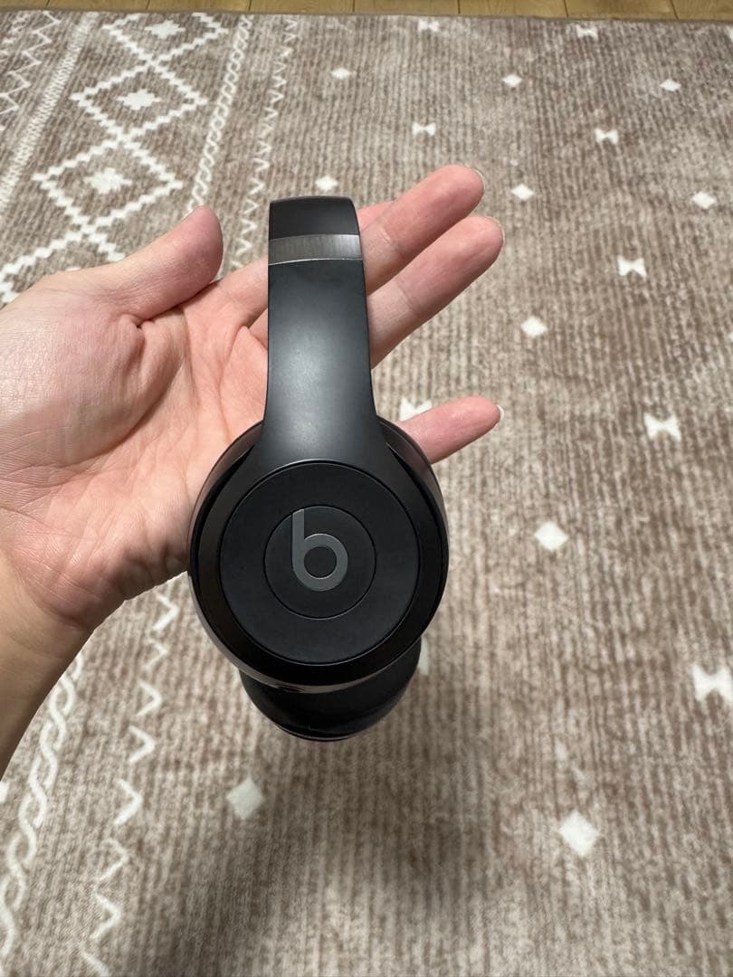 Beats solo4 ワイヤレスヘッドホン ブラック ケース付き