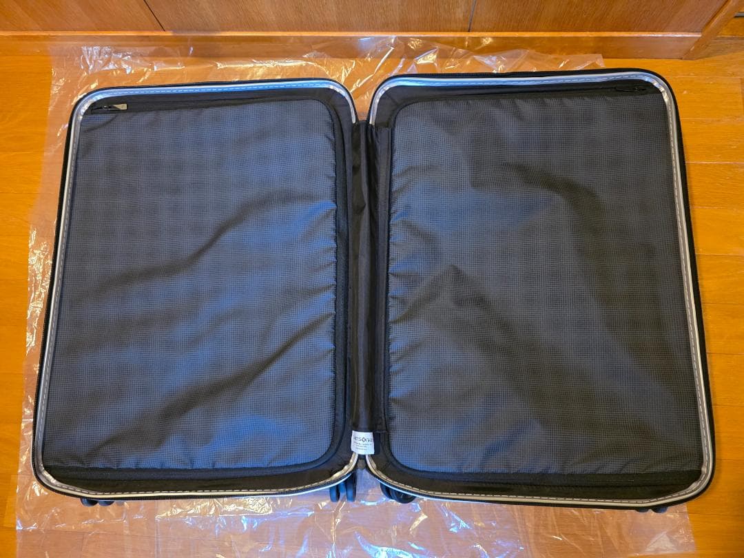 サムソナイト Samsonite INOVA　イノヴァ　スピナー75