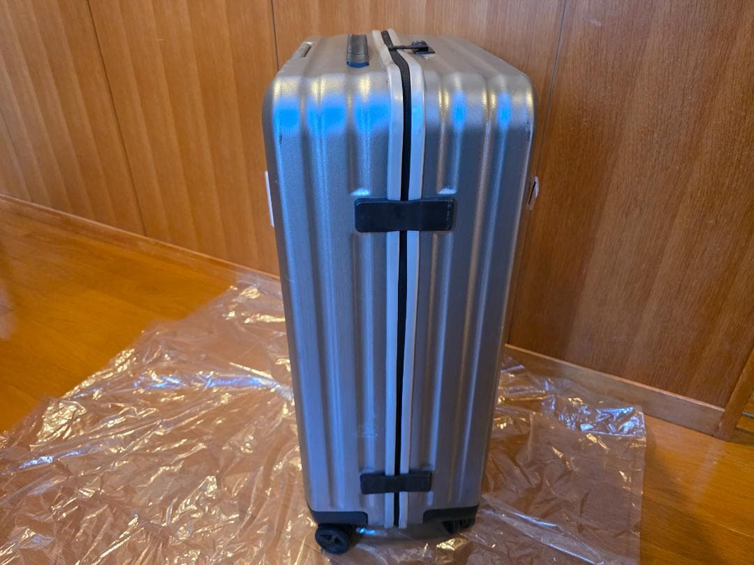 サムソナイト Samsonite INOVA　イノヴァ　スピナー75