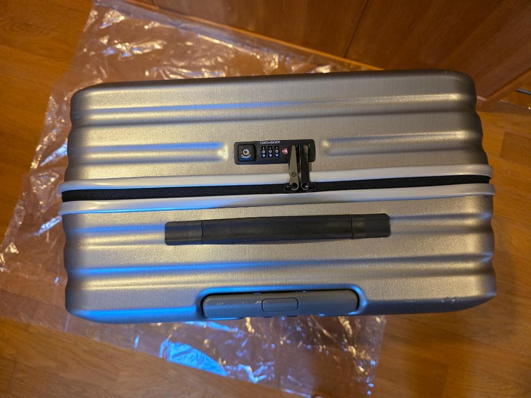 サムソナイト Samsonite INOVA　イノヴァ　スピナー75