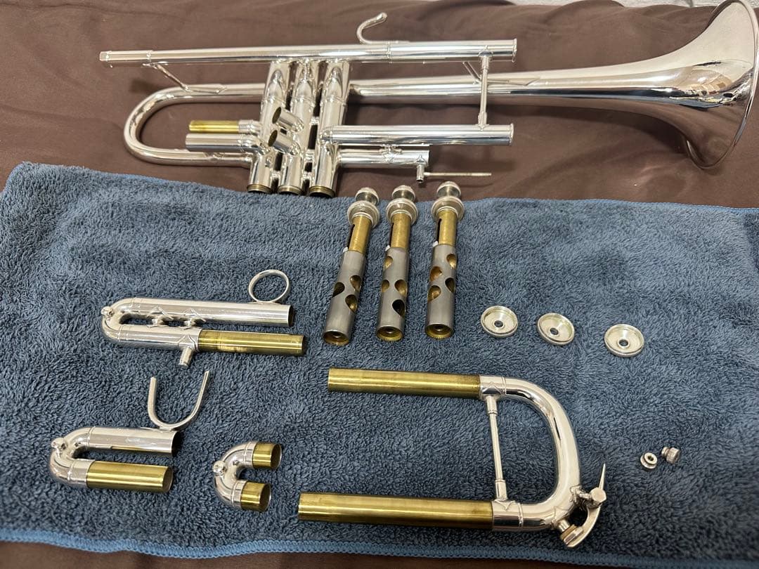 Bach トランペット　Stradivarius 180ML37SP