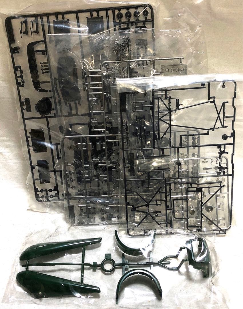 タミヤ1/12ケーターハムスーパーセブンBDR