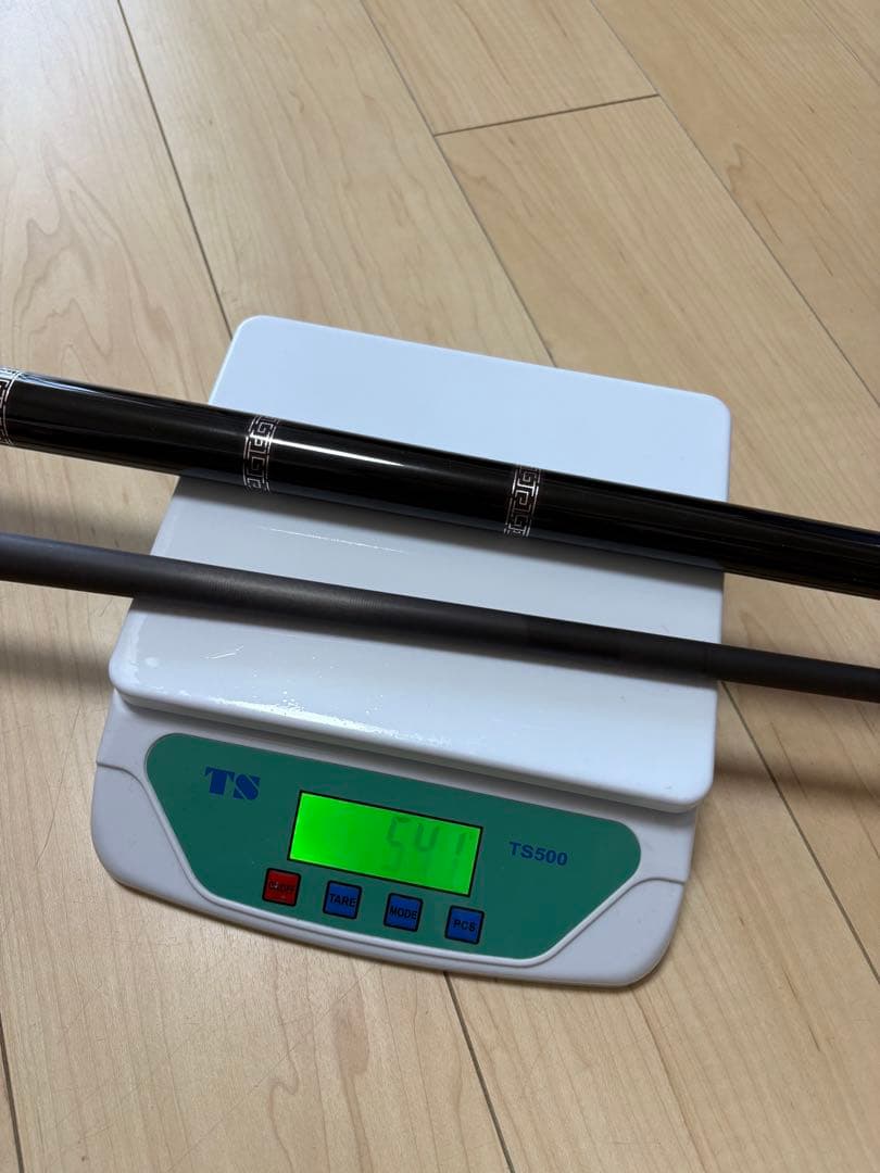 カーボンキュー 11.8mm 高精度シャフト ビリヤード cue