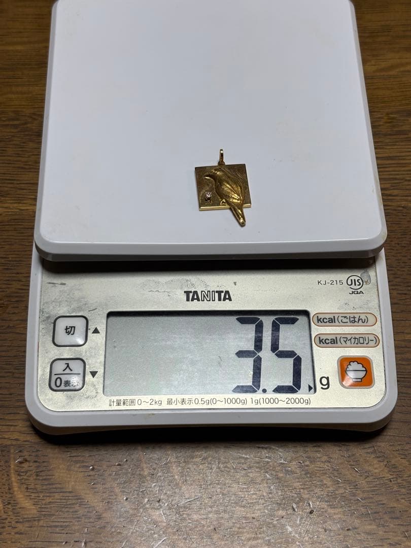 ペンダントトップ　18金　鳥