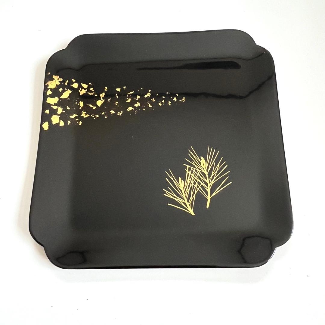 【未使用】漆器　漆器皿2枚セット（金彩蒔絵）　干菓子盆　千代寿　組皿　一対