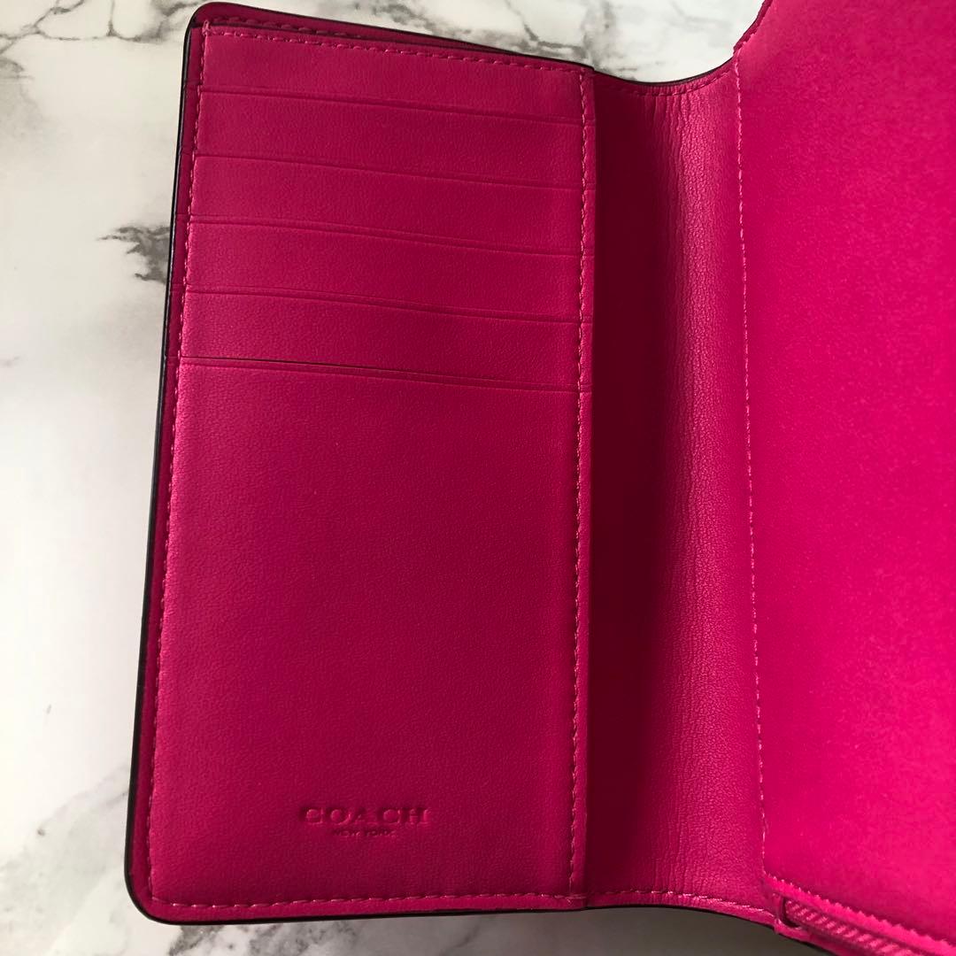 完売品！新品未使用 コーチ COACH 折り財布 ピンク