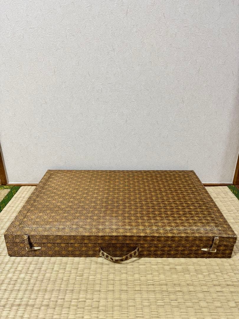 中国美術 透彫刻 軍配 高48cm幅28cm 台座・箱付 両面 団扇